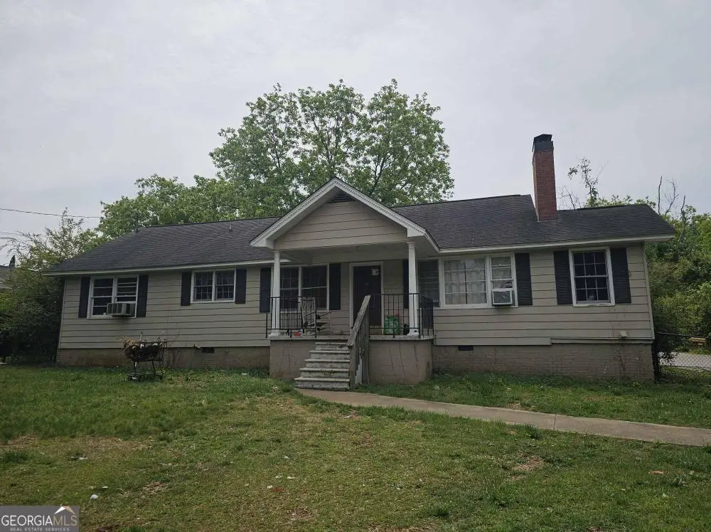 49 Parkway Dr