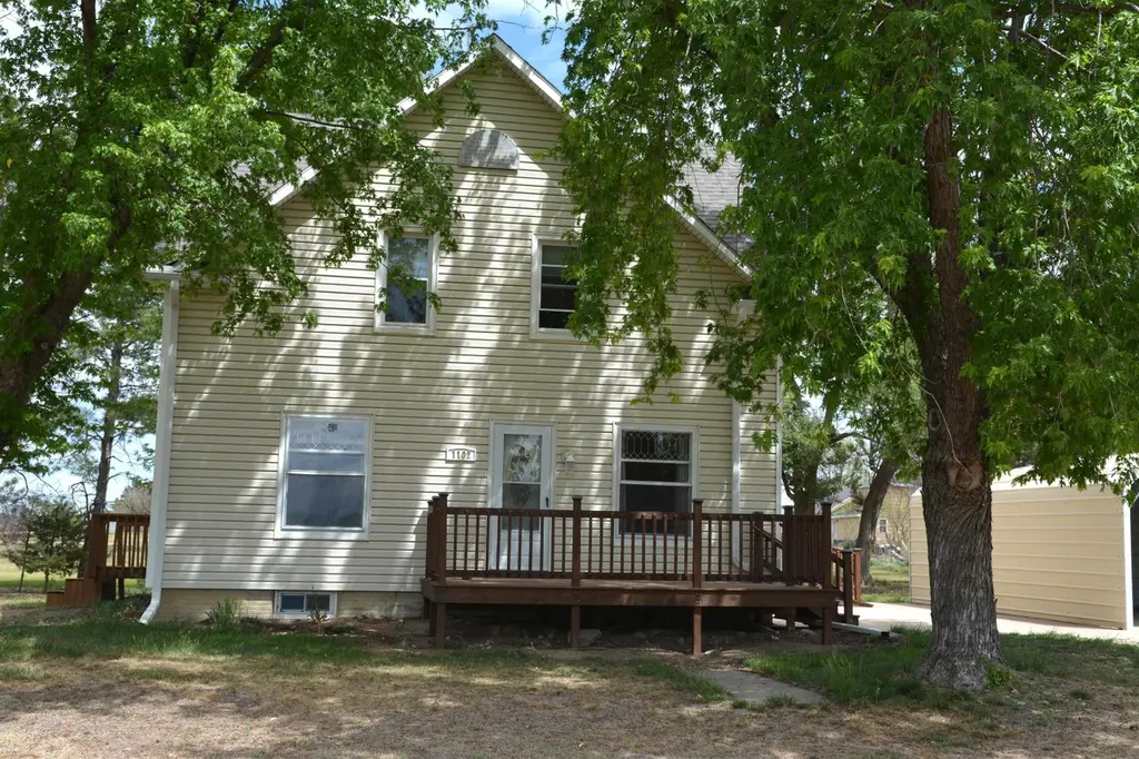 1102 Q St