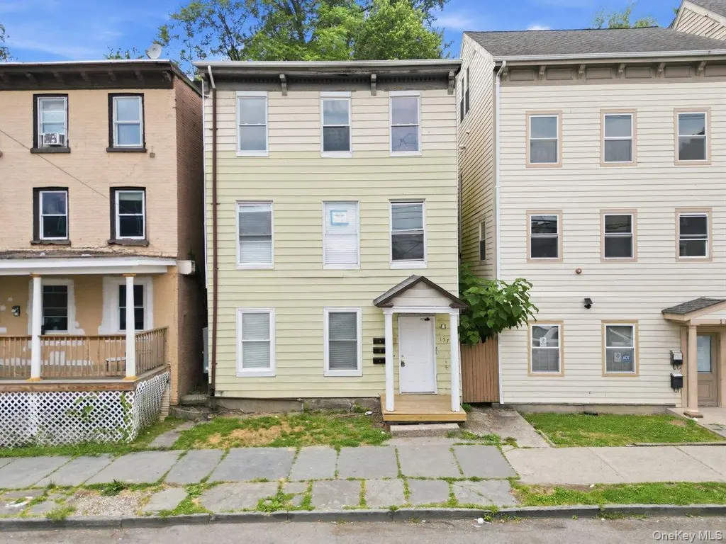 157 Chambers St