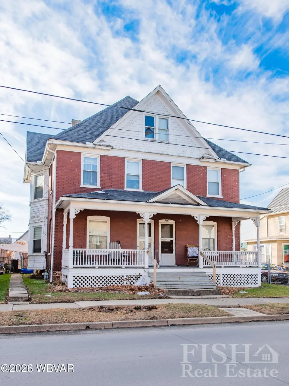 352 Hastings St