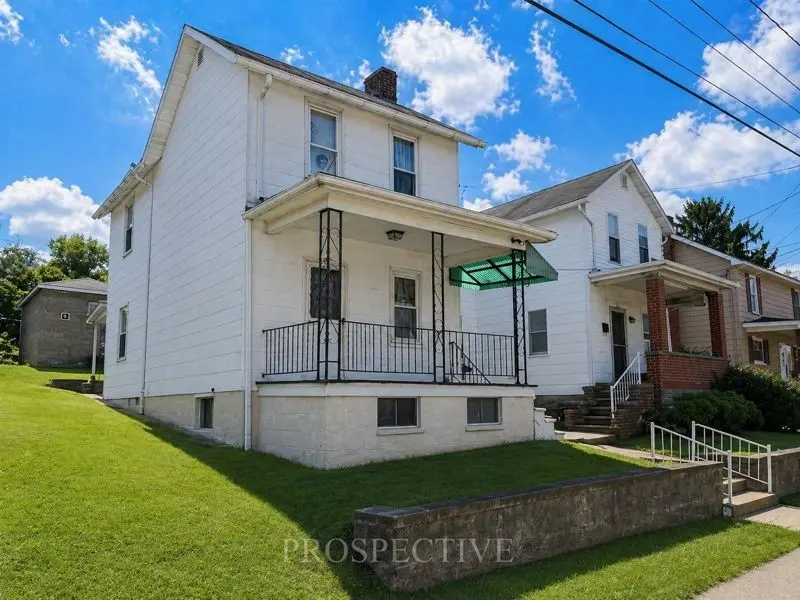 31 Walnut Ave