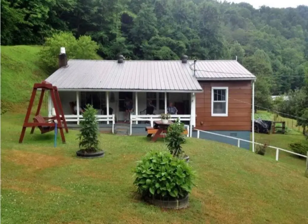 821 Runnels Br