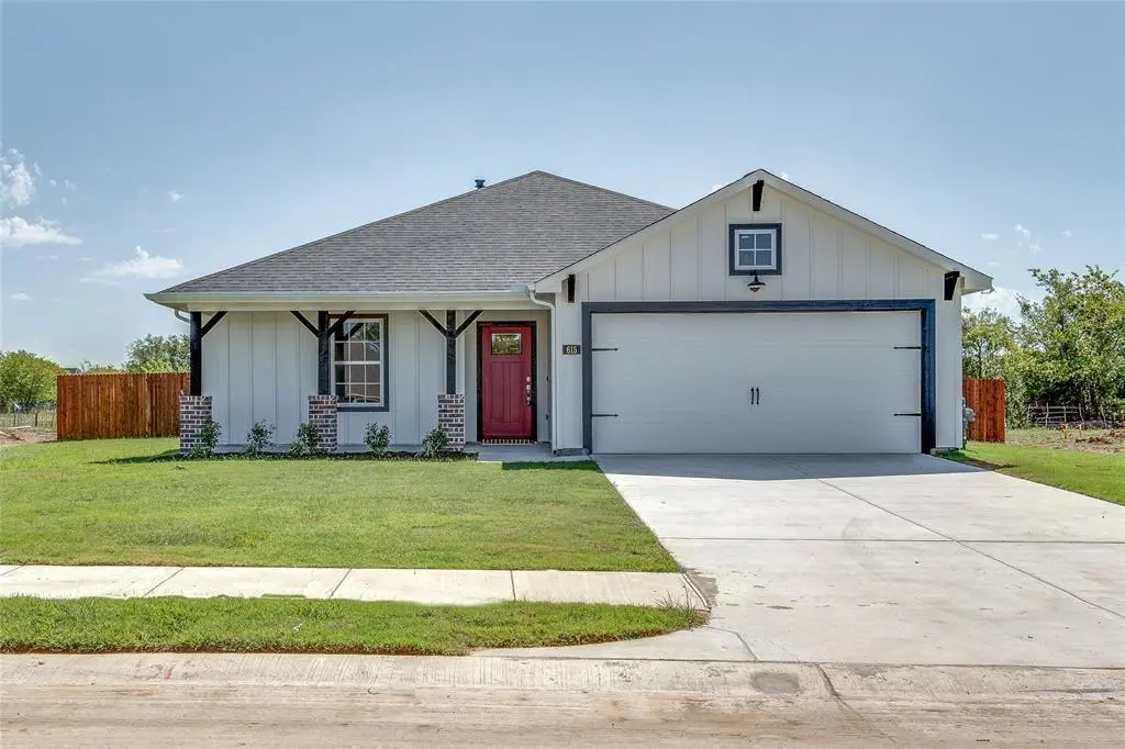 605 Finlee Way