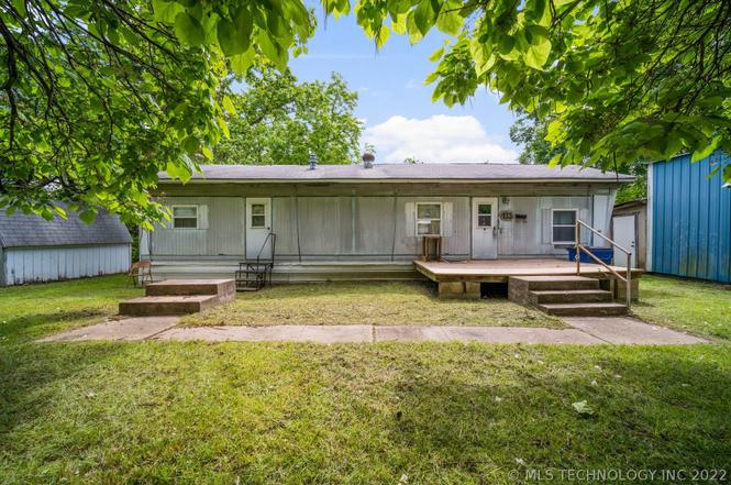 912 S Freeman Ave