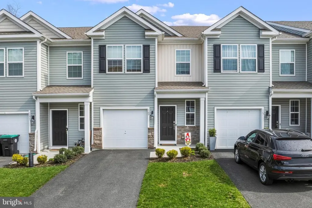 169 Sickler Ct