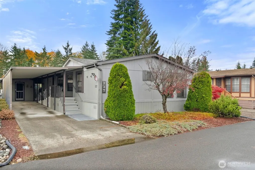 1111 Archwood Dr SW #237