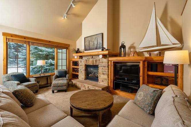 1361 Hearthstone Ct Unit 12-H
