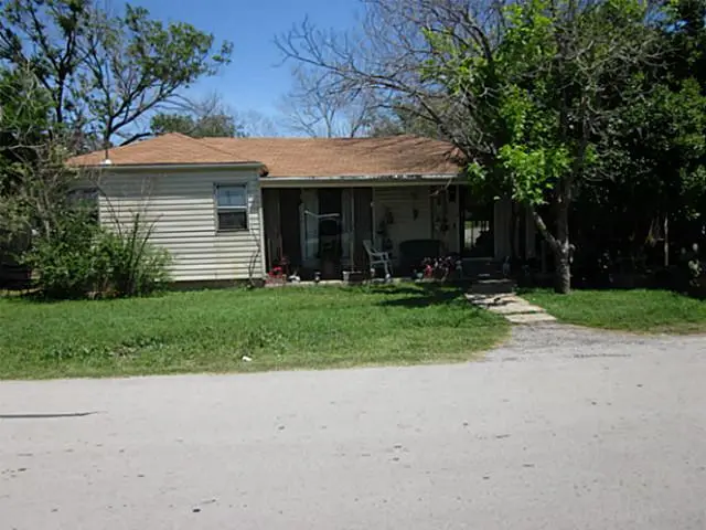 412 Crestview Dr