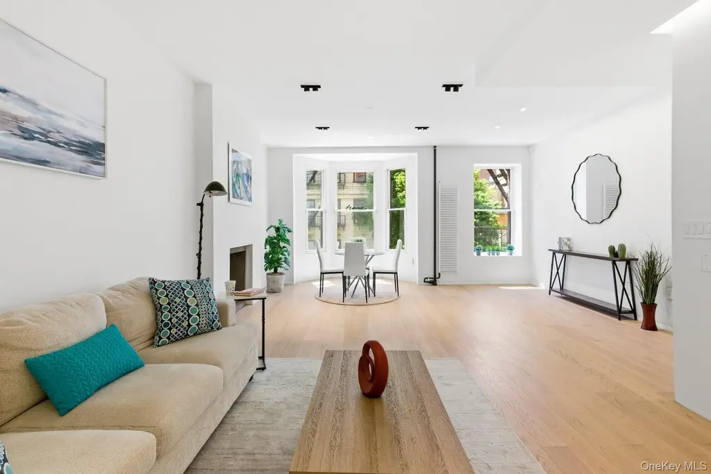 205-7 East 124 St Unit 3BC