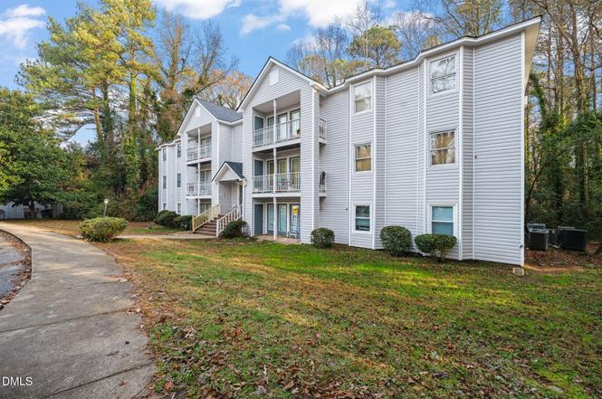 1300 Park Glen Dr #102