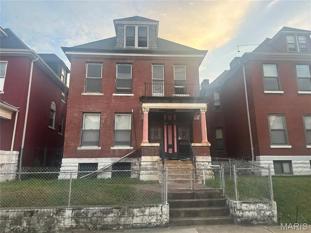 3500 Greer Ave