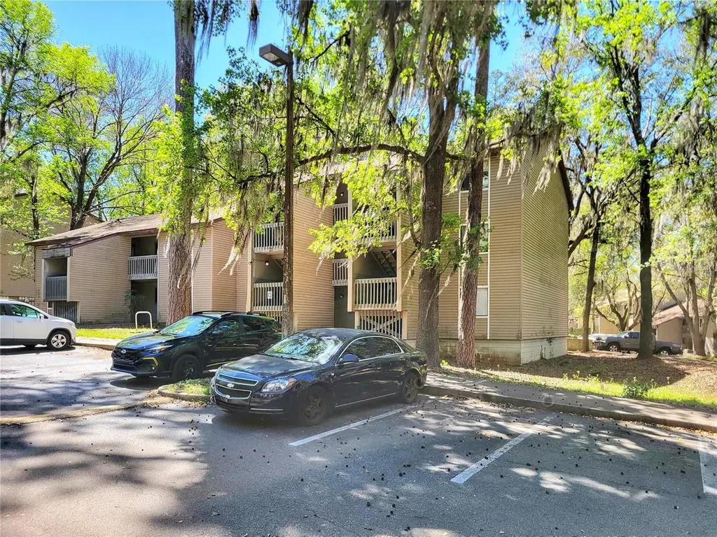 109 SE 16th Ave Unit Q301