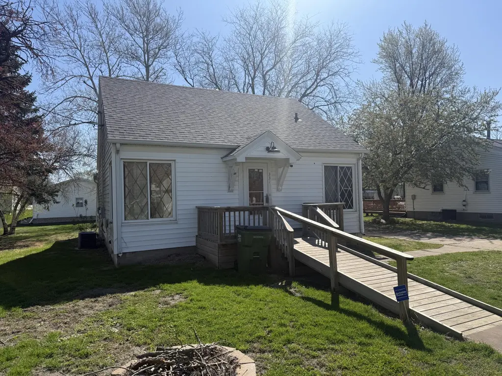 331 SW 4th St