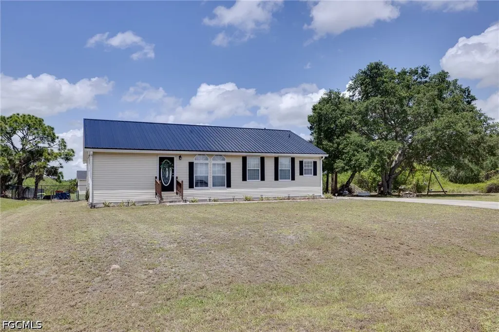 2040 S Montana Cir