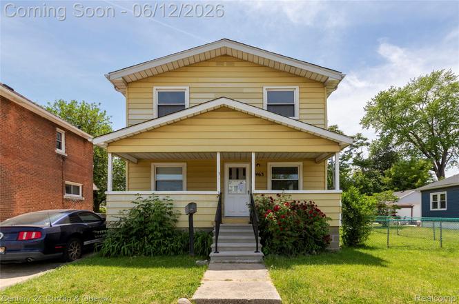 1463 Reo Ave