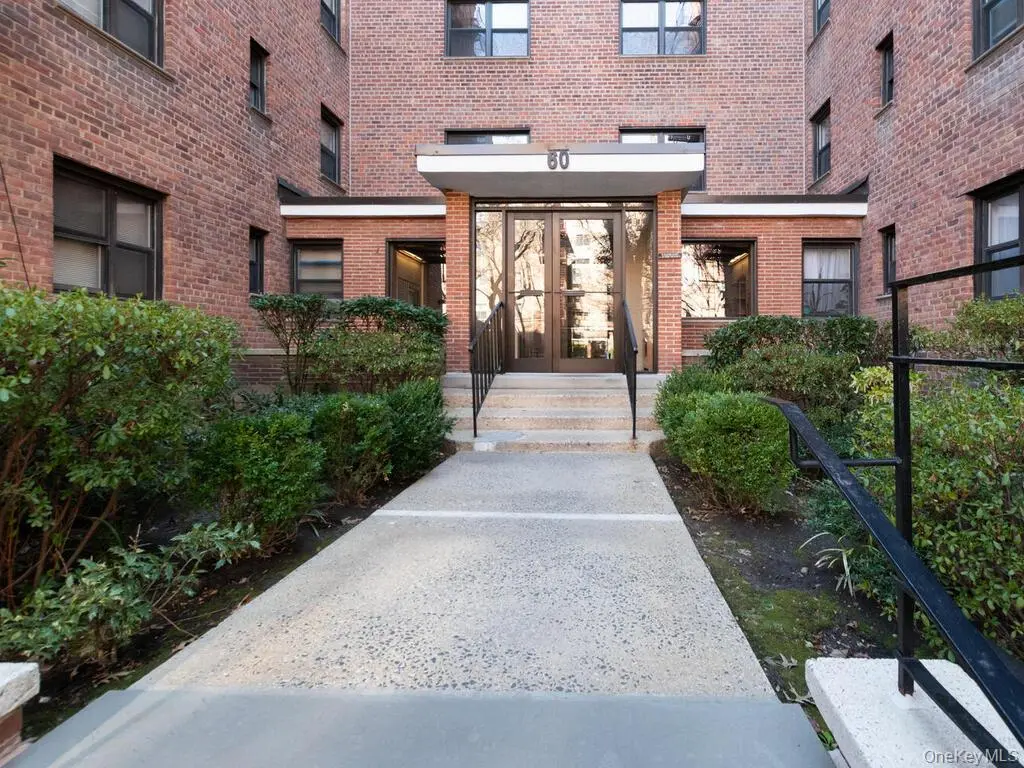 60 White Oak St Unit 2-H