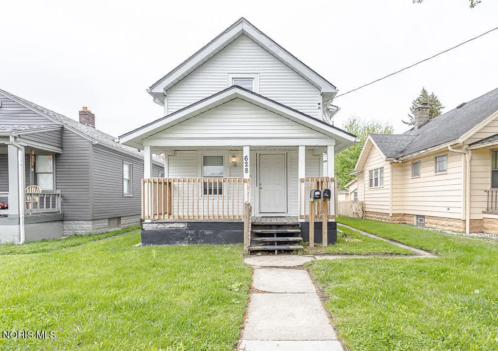 628 Evesham Ave