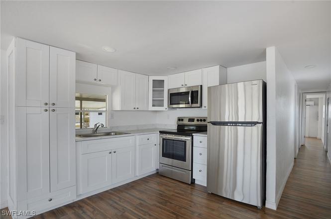 5558 Palm Beach Blvd #214