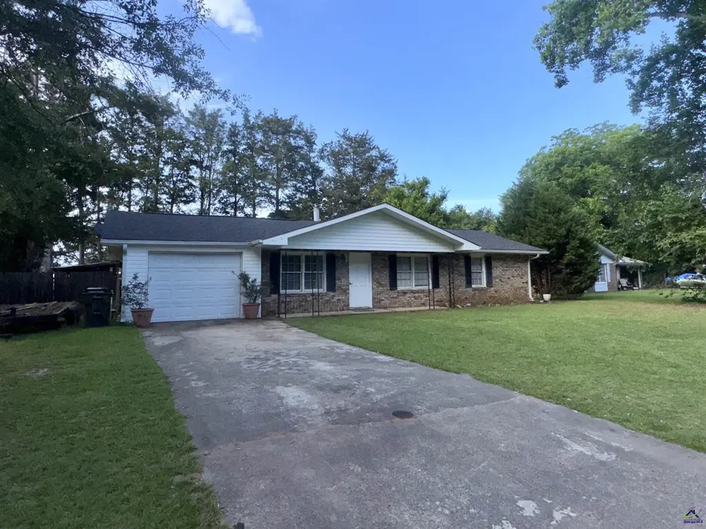 106 Galahad Dr