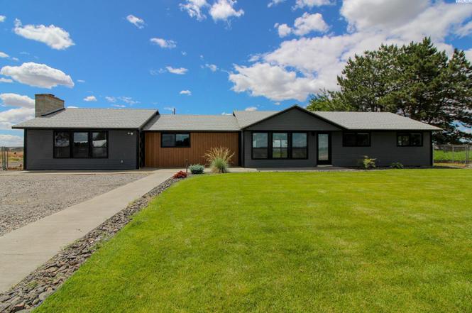 4151 Columbia River Rd