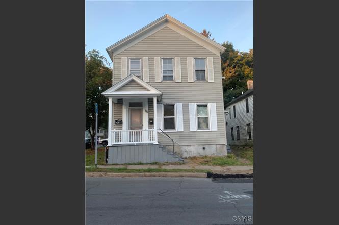 1110 Noyes St