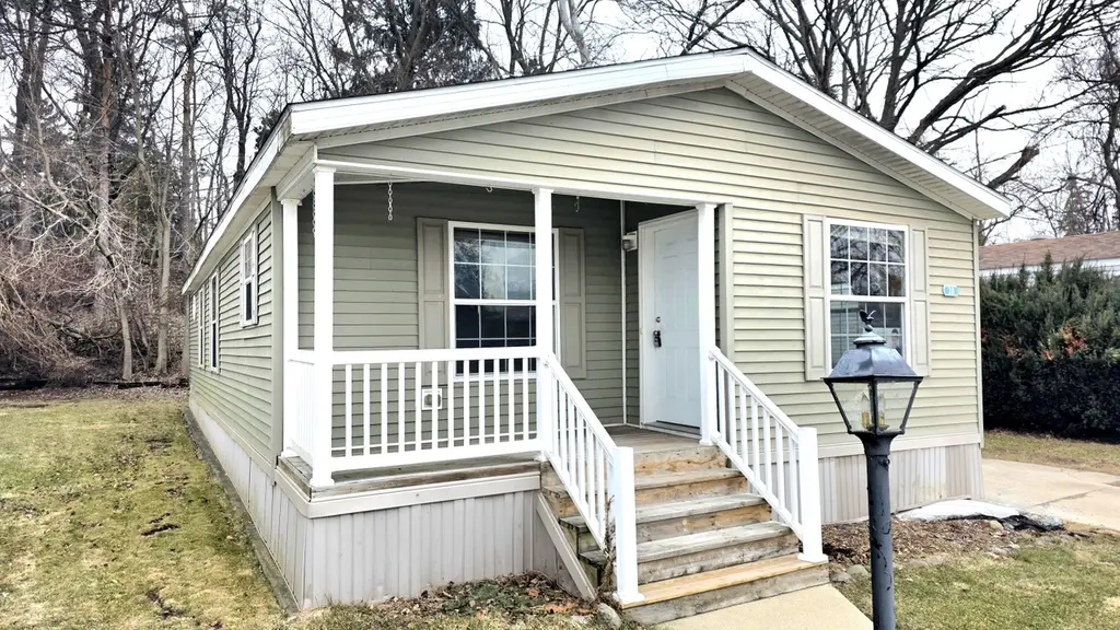 316 W Michigan Ave #28