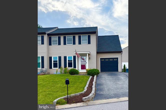 14 Steeple Ave