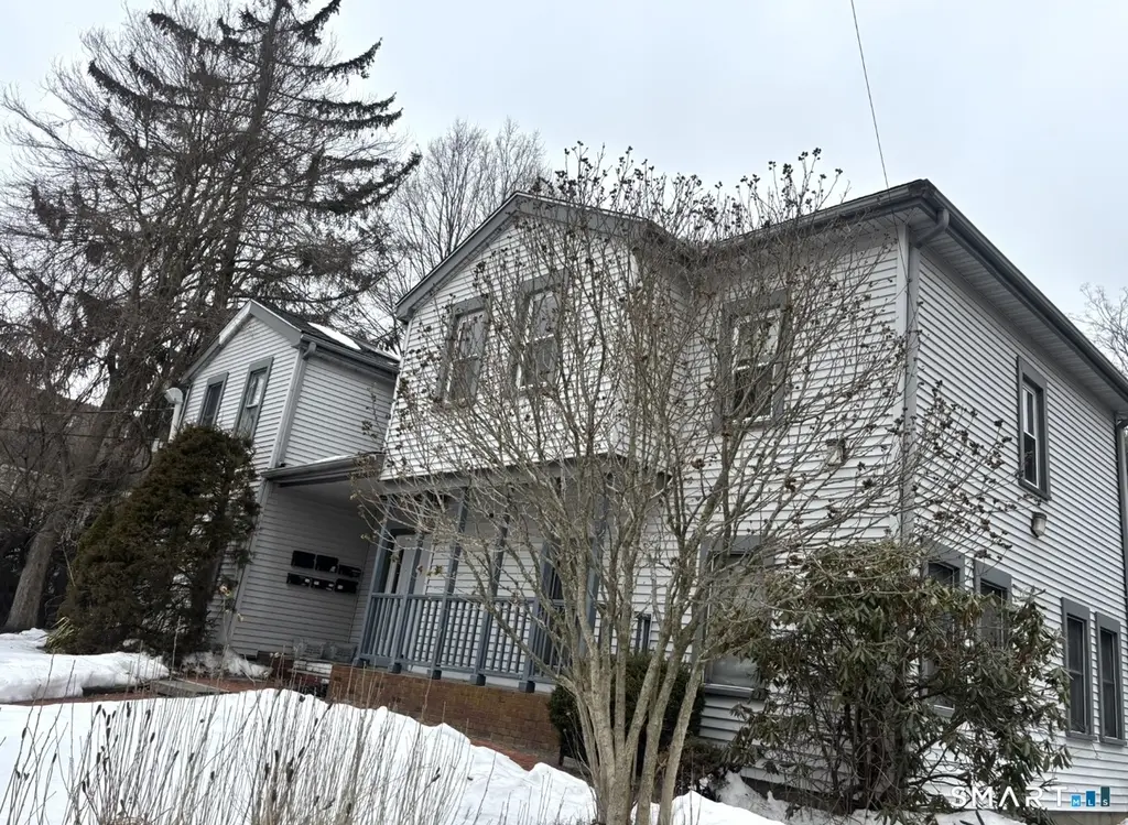 44 Hard St #2