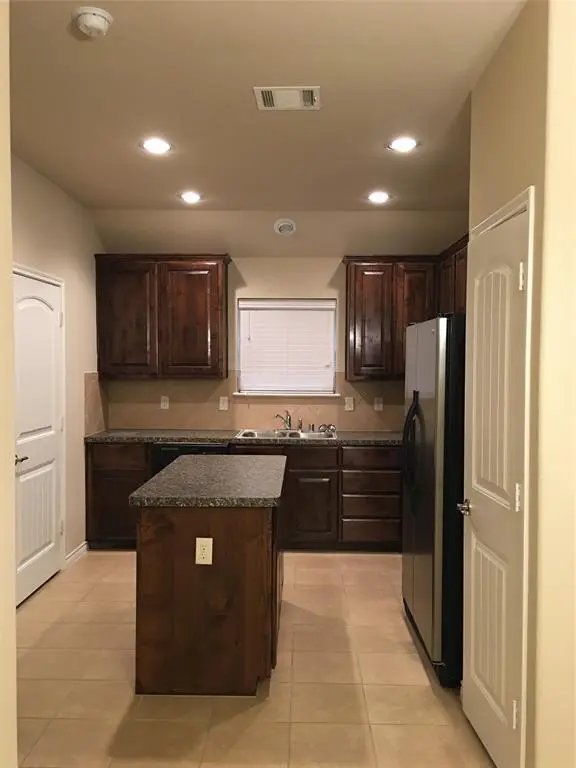 2237 Colby Ln