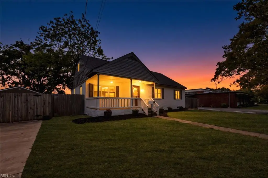 131 Forsythe St