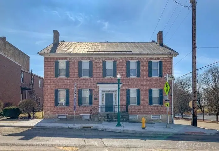 127 Miami St