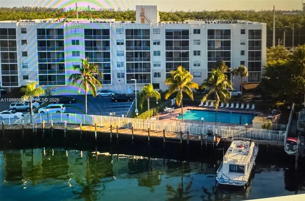 2821 N Miami Beach Blvd Unit 2K