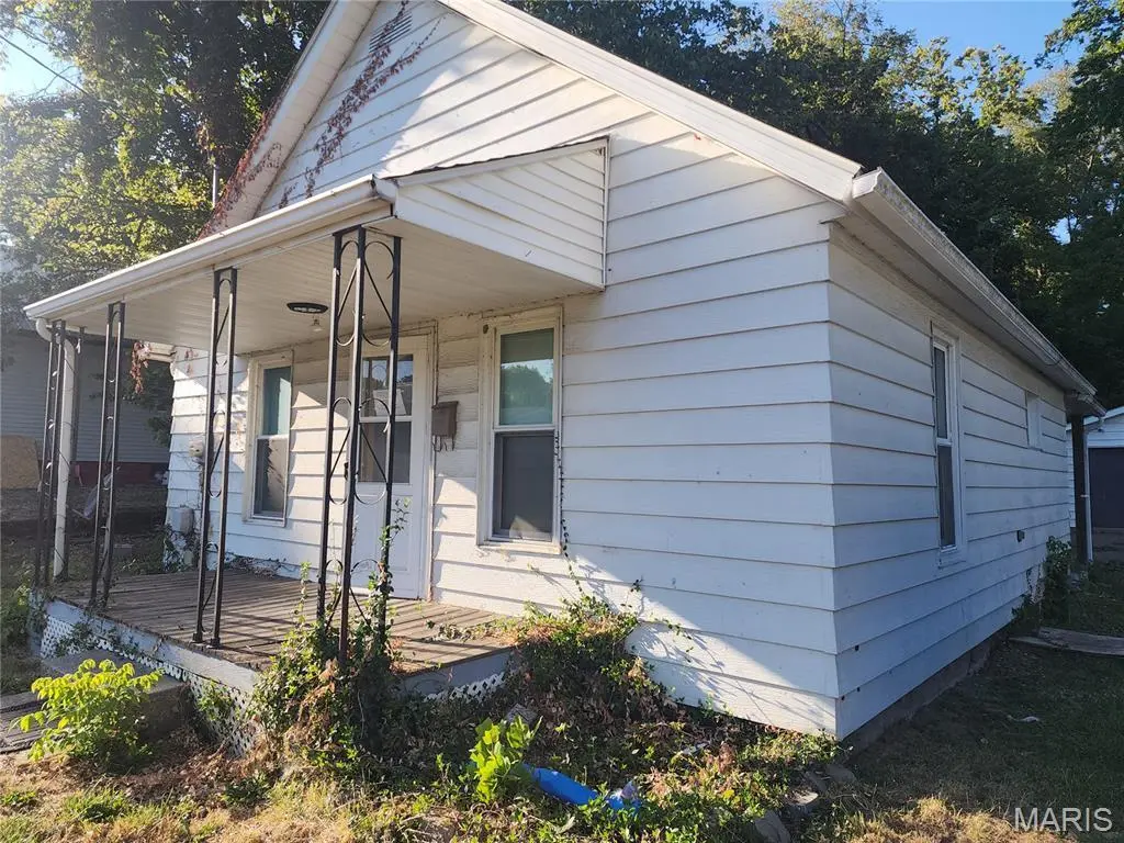 217 W Fairground Ave