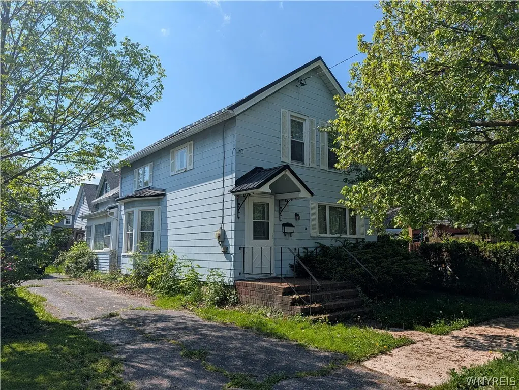 9 E Pine St