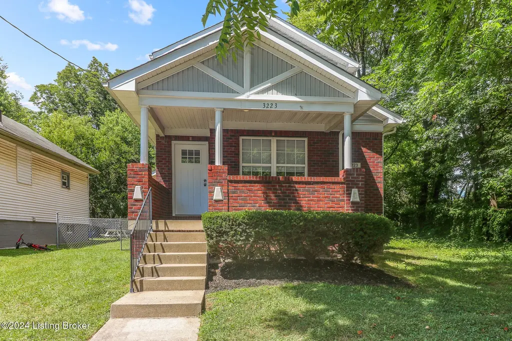 3223 Herman St