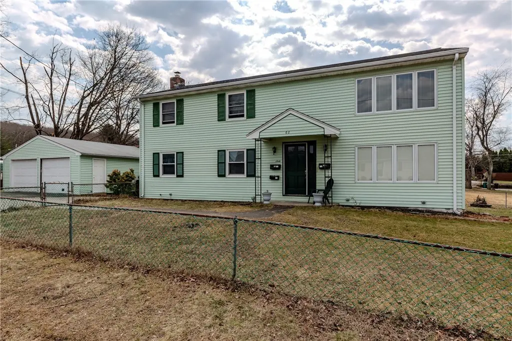 60 Ruskin Ave