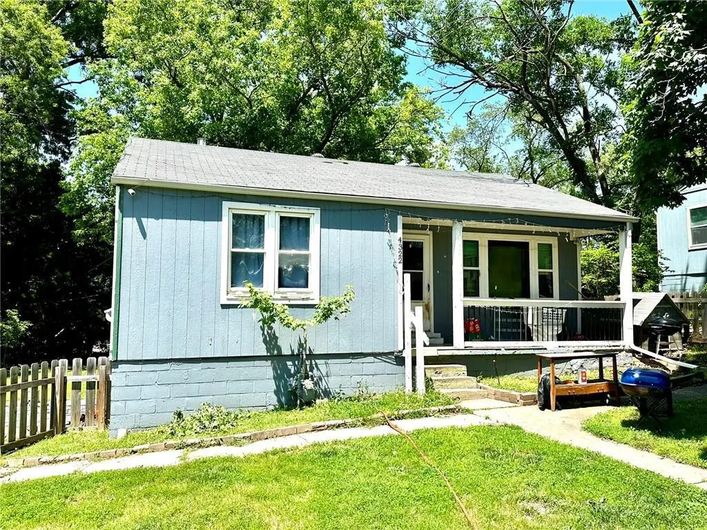 4322 Oakland Ave