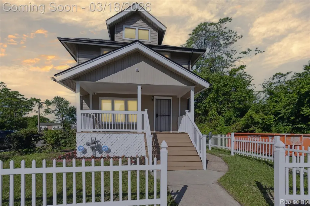 2503 Dickerson St