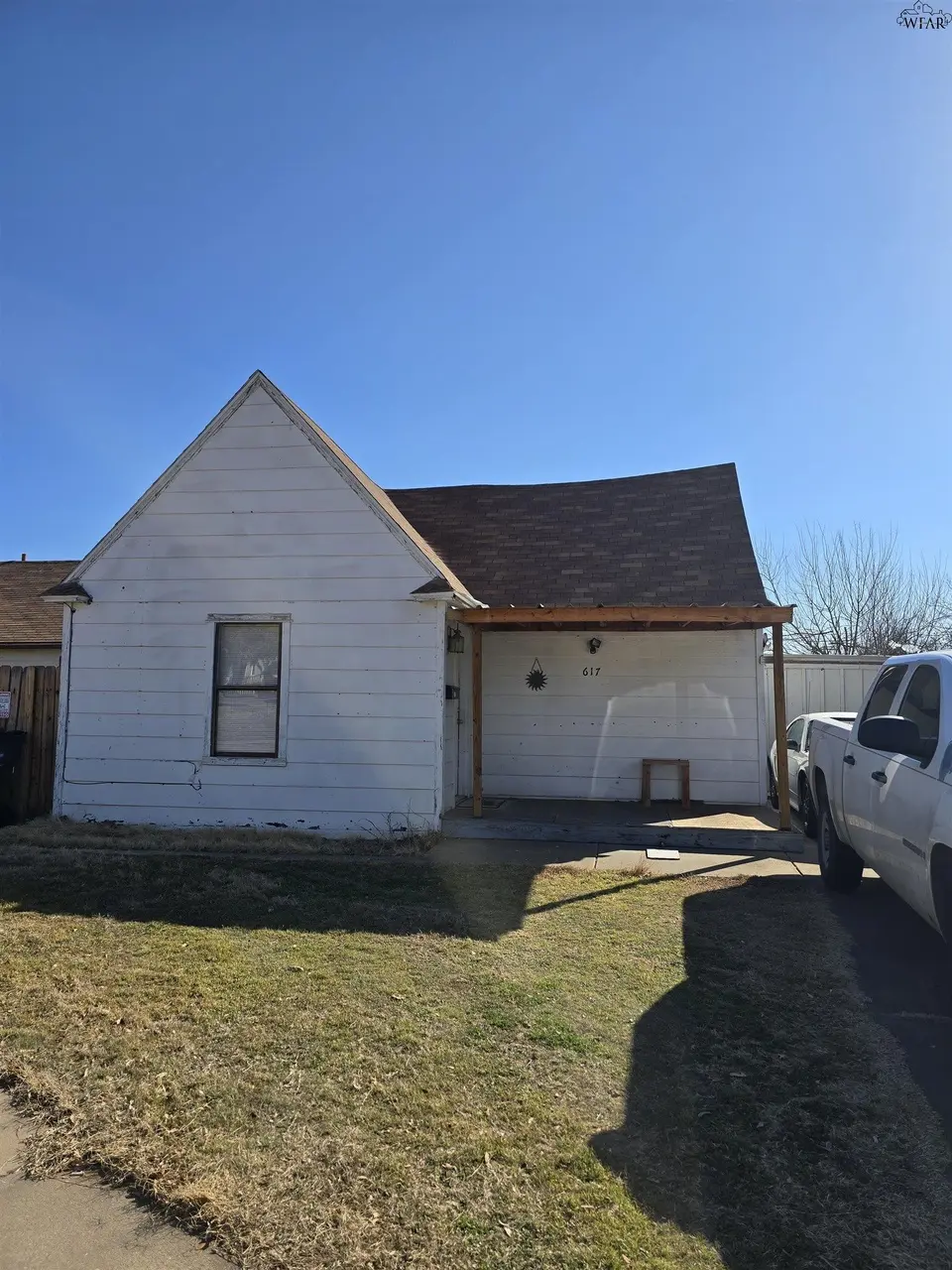617 Sunset Dr