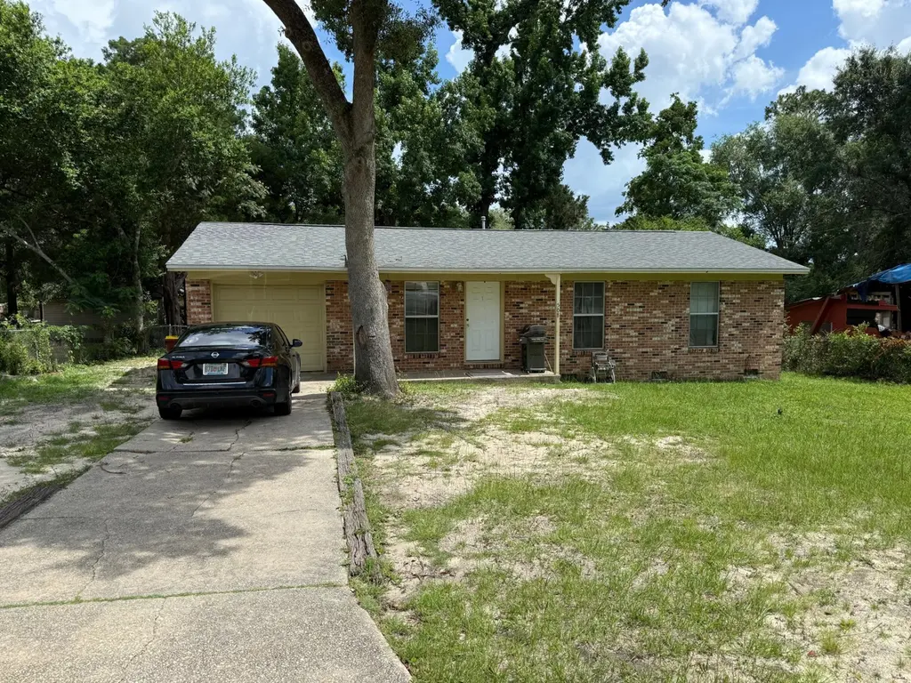 508 Forrest Ct