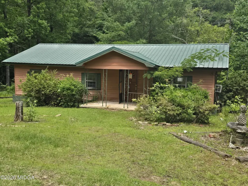 3301 Dixon Rd