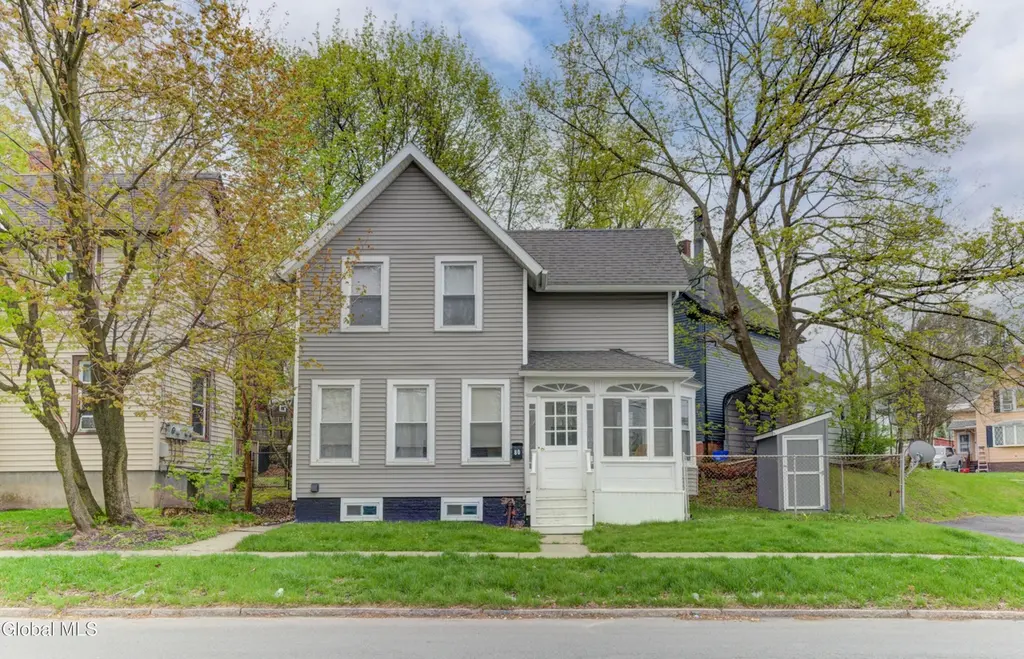 80 Washington Ave
