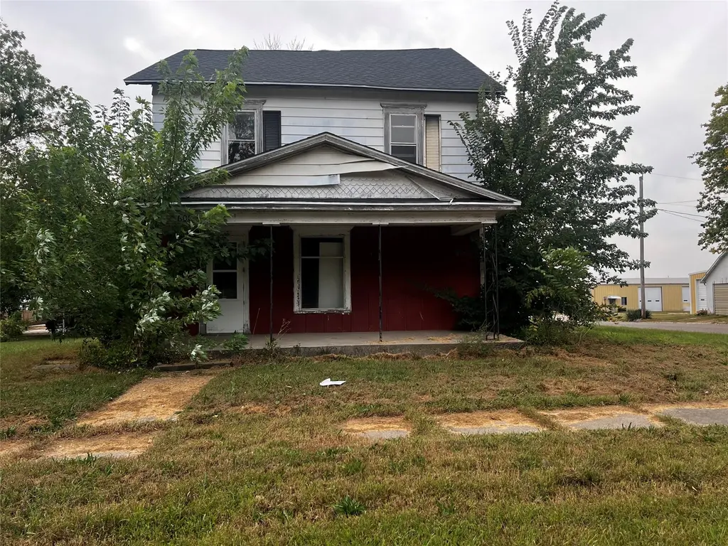 600 Main St