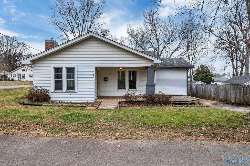 504 2nd St