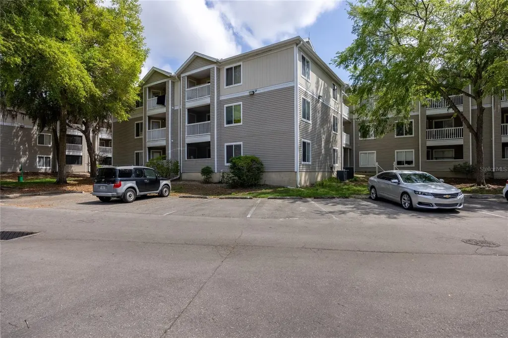 4000 SW 23rd St Unit 1-108