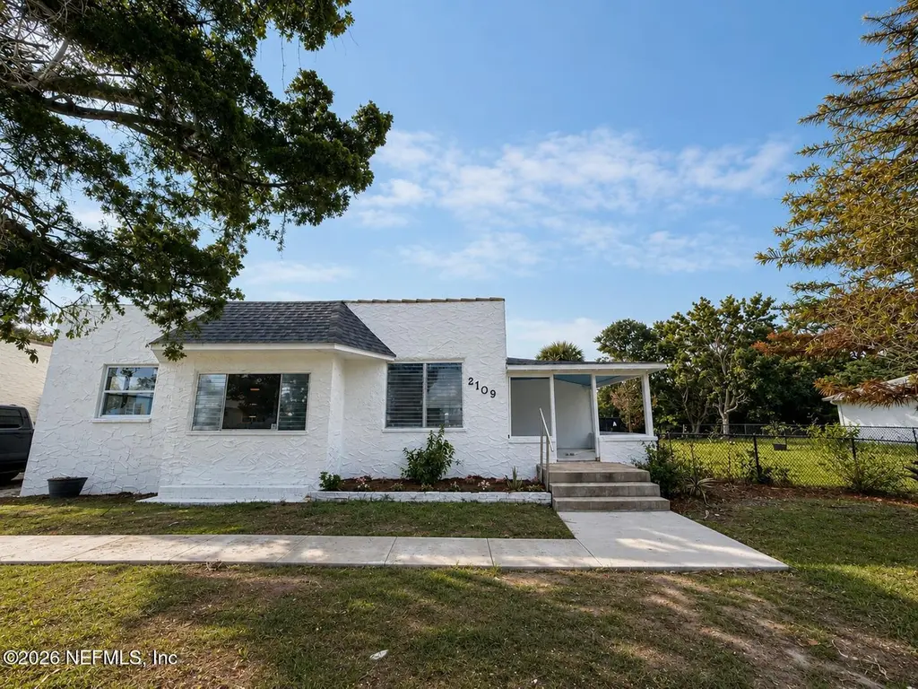 2109 Anastasia Dr