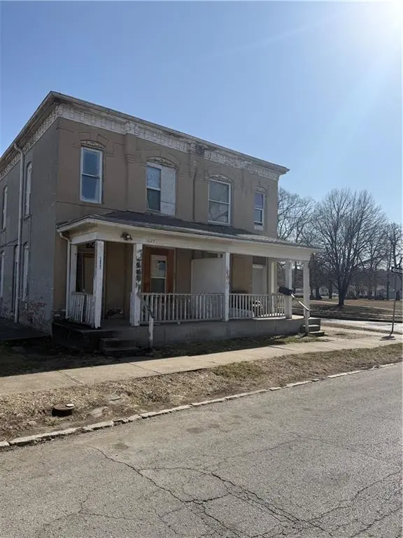 1627 S 10th St