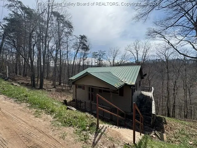 122 Sunset Dr