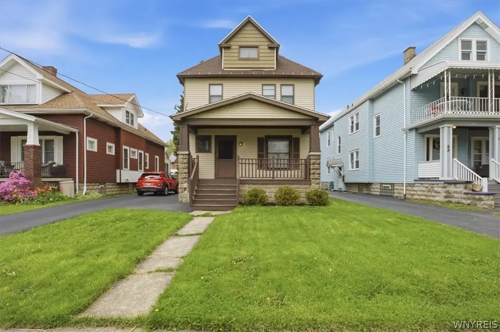 88 Alsace Ave