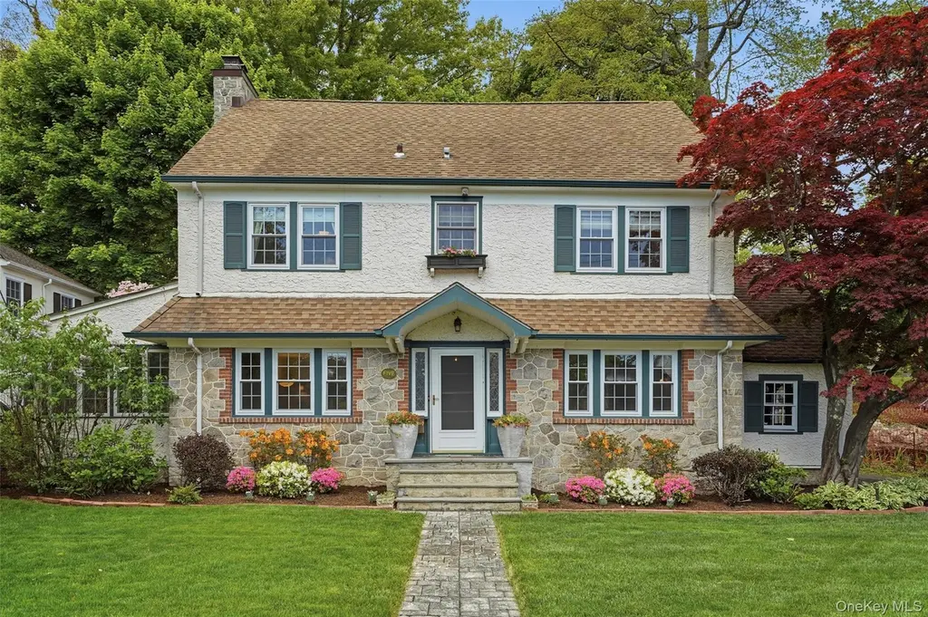 5 Allendale Dr